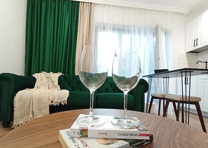 Casa De Sub Nuc