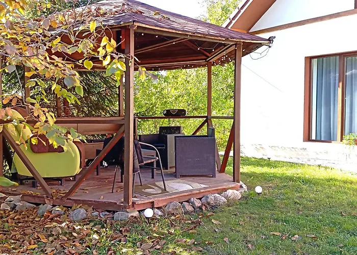 Casa De Sub Nuc