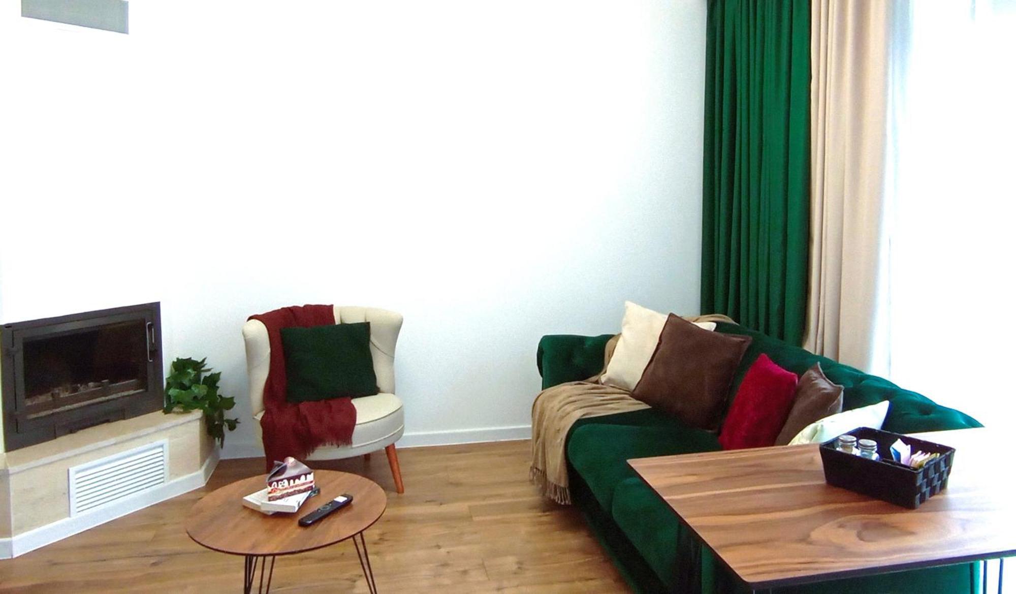 Casa De Sub Nuc