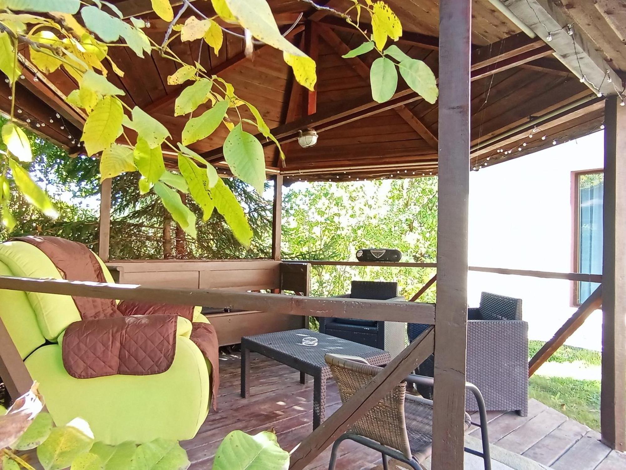 Casa De Sub Nuc Villa